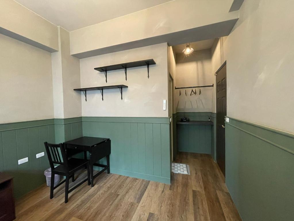 Lily's House room 2